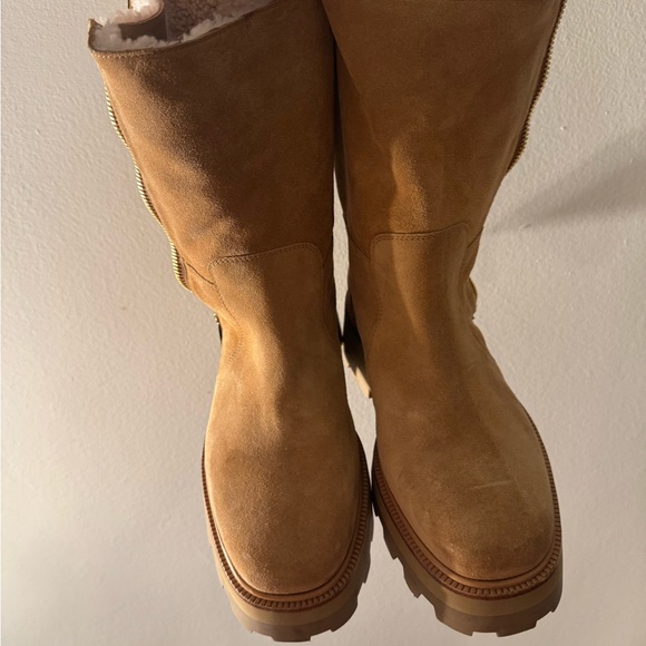 BRAND NEW Jimmy Choo
Bayu chunky sole boots - Size 40 - Picture 3 of 5